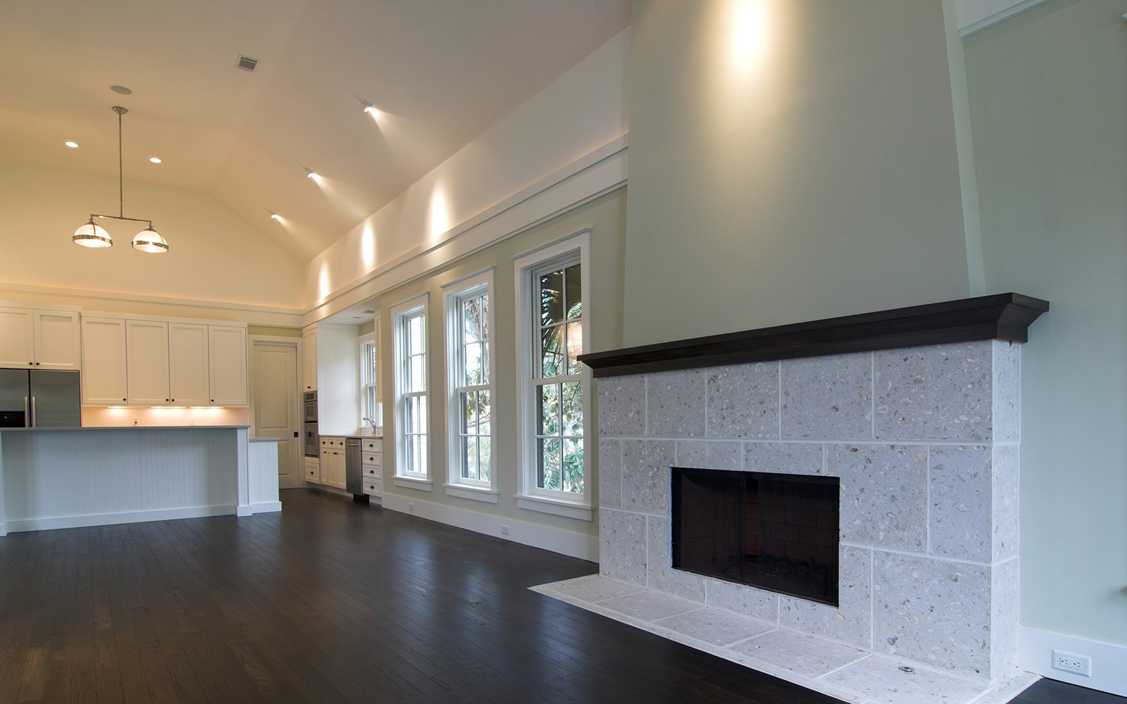 Minimalism Meets Tradition Home - Image 17