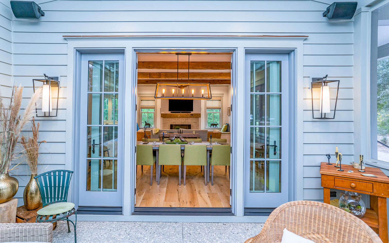 Naturally Beautiful Home - Image 11