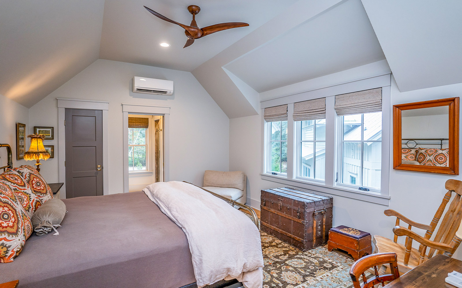 Naturally Beautiful Home - Image 35