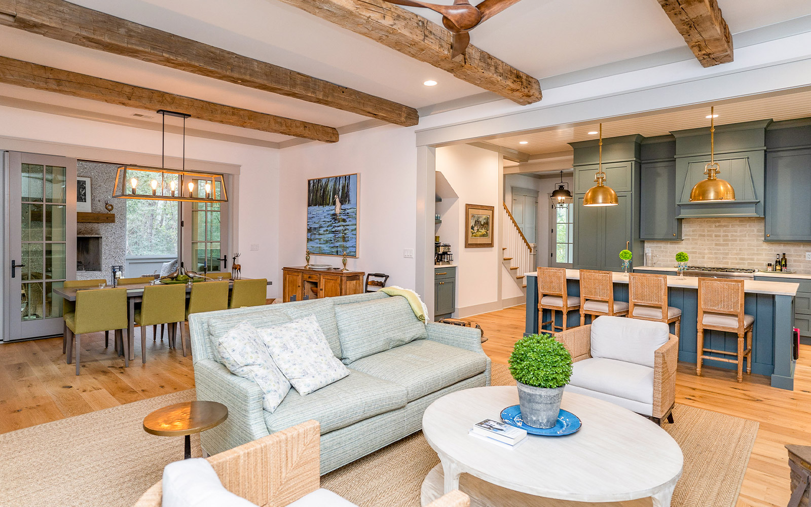 Naturally Beautiful Home - Image 8